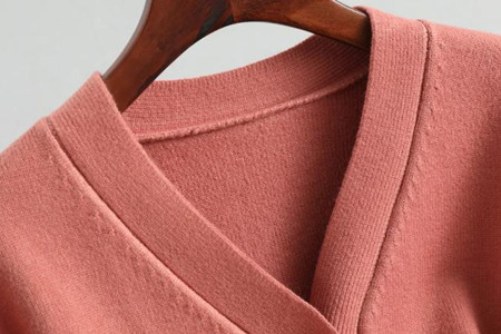 針織橫饑領(lǐng)與絲光橫機(jī)領(lǐng)的區(qū)別及特點